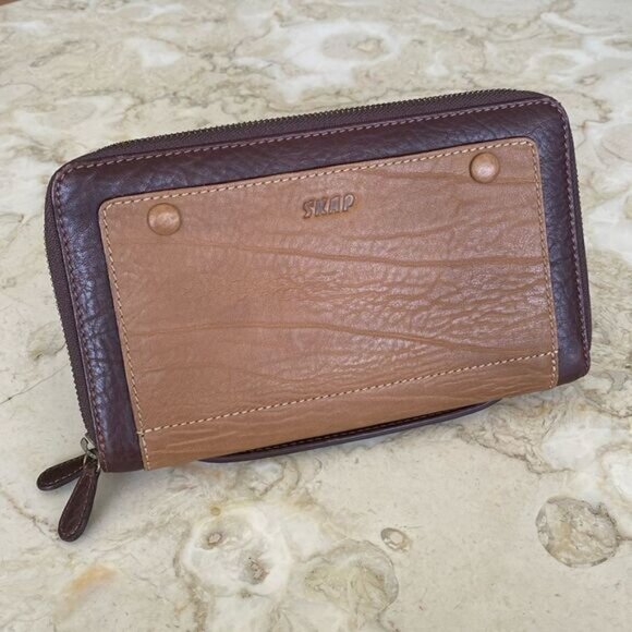 SKAP Leather Zippered Travel Wallet Large Unisex - Picture 2 of 14